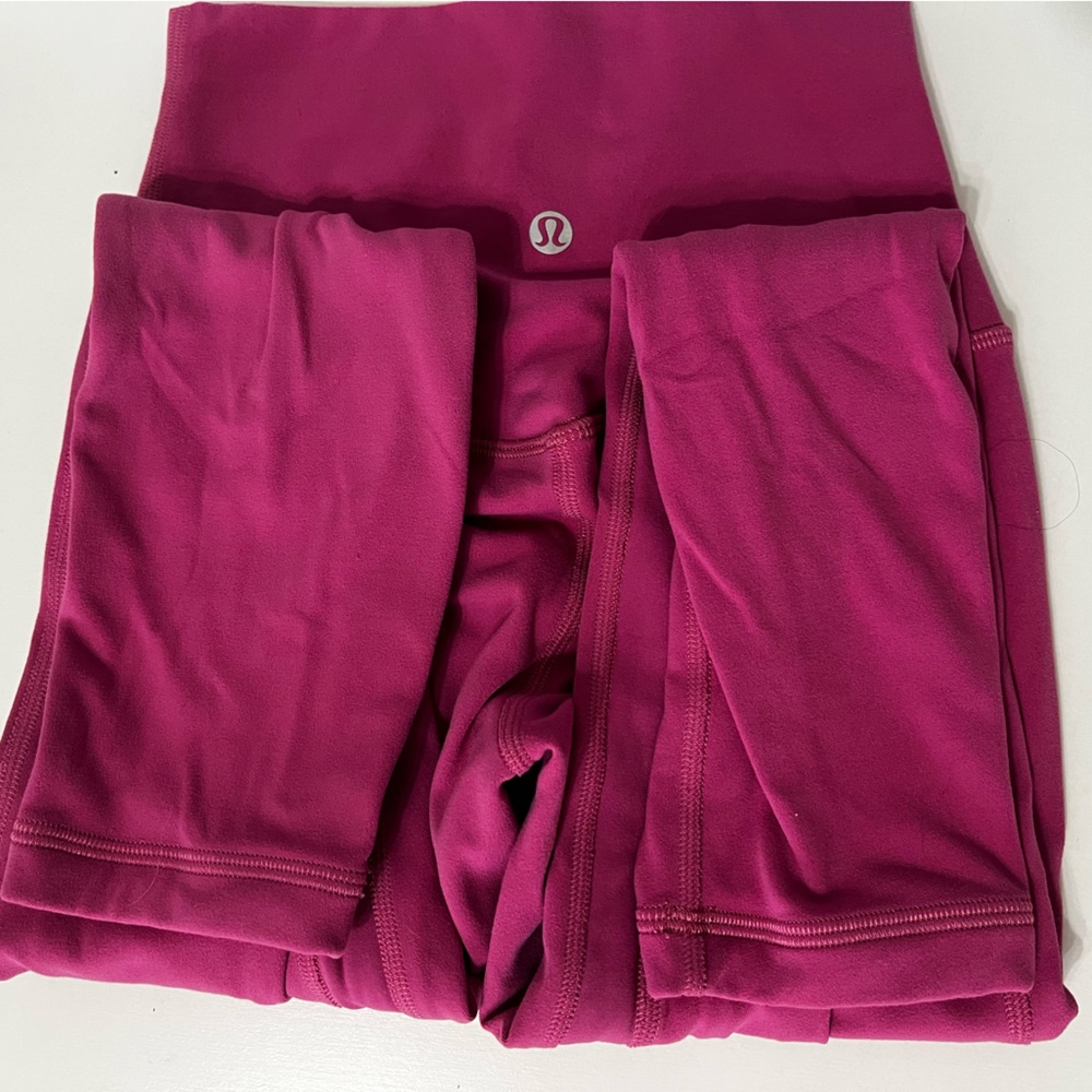 lululemon pink lychee align legging, size 0, crop 23’